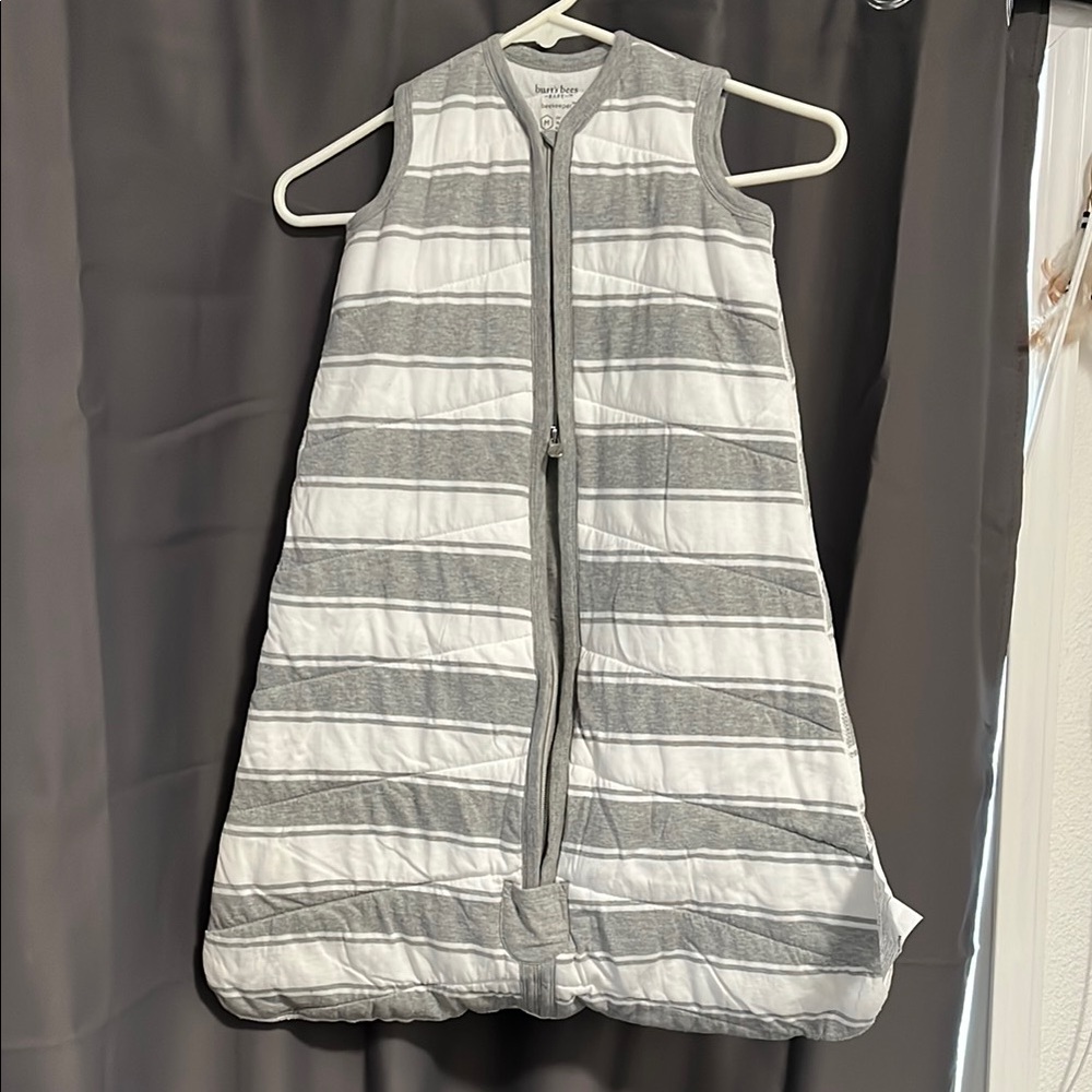 Burt's Bees Gray and White Quilted Sleep Sack
